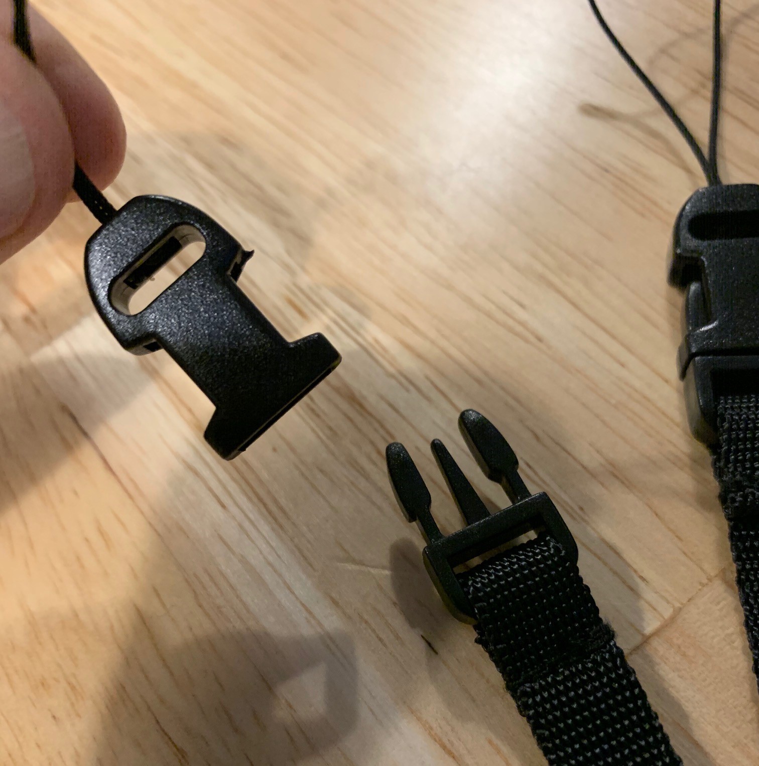 neck_strap_1.jpg