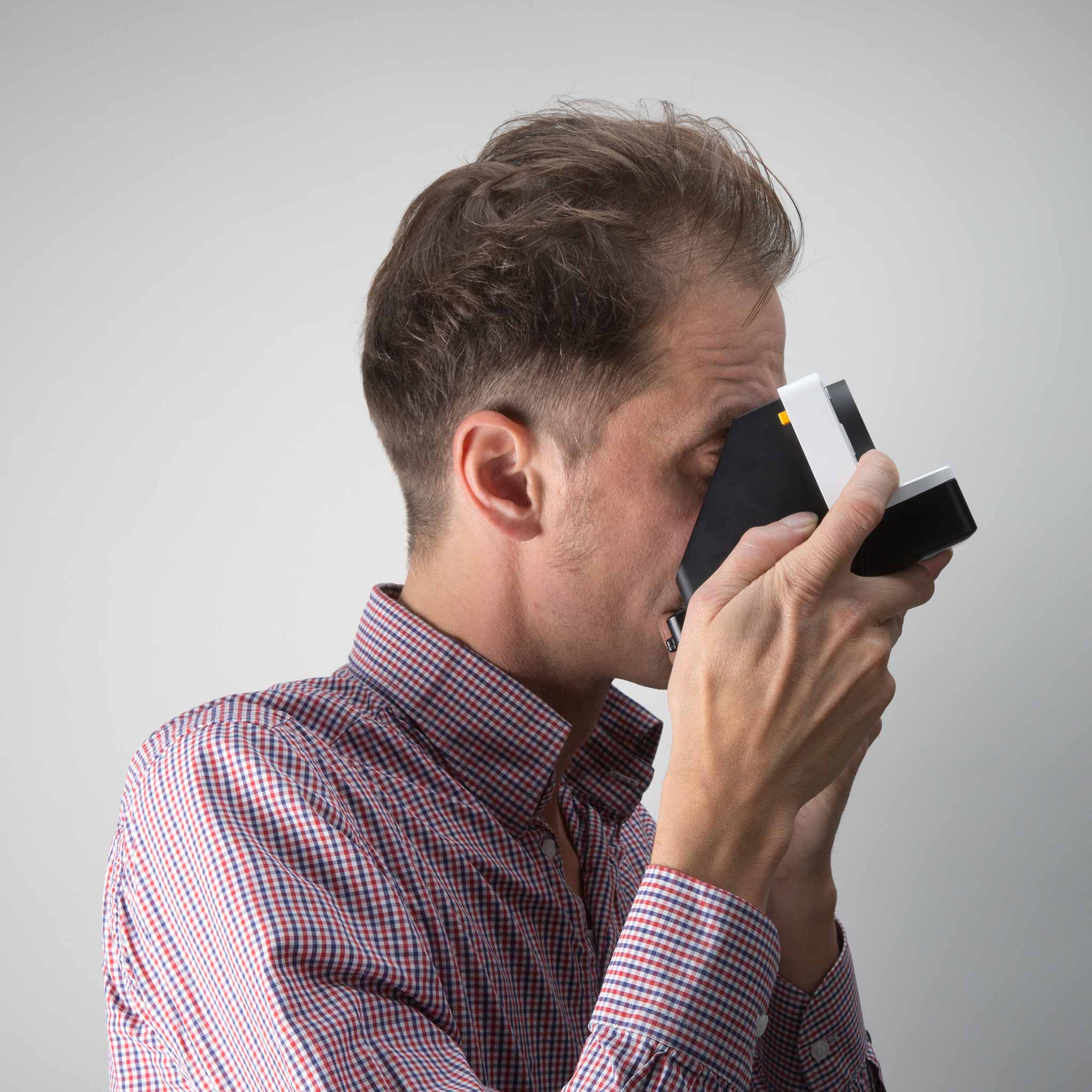 Right-Eye-False-RV.jpg